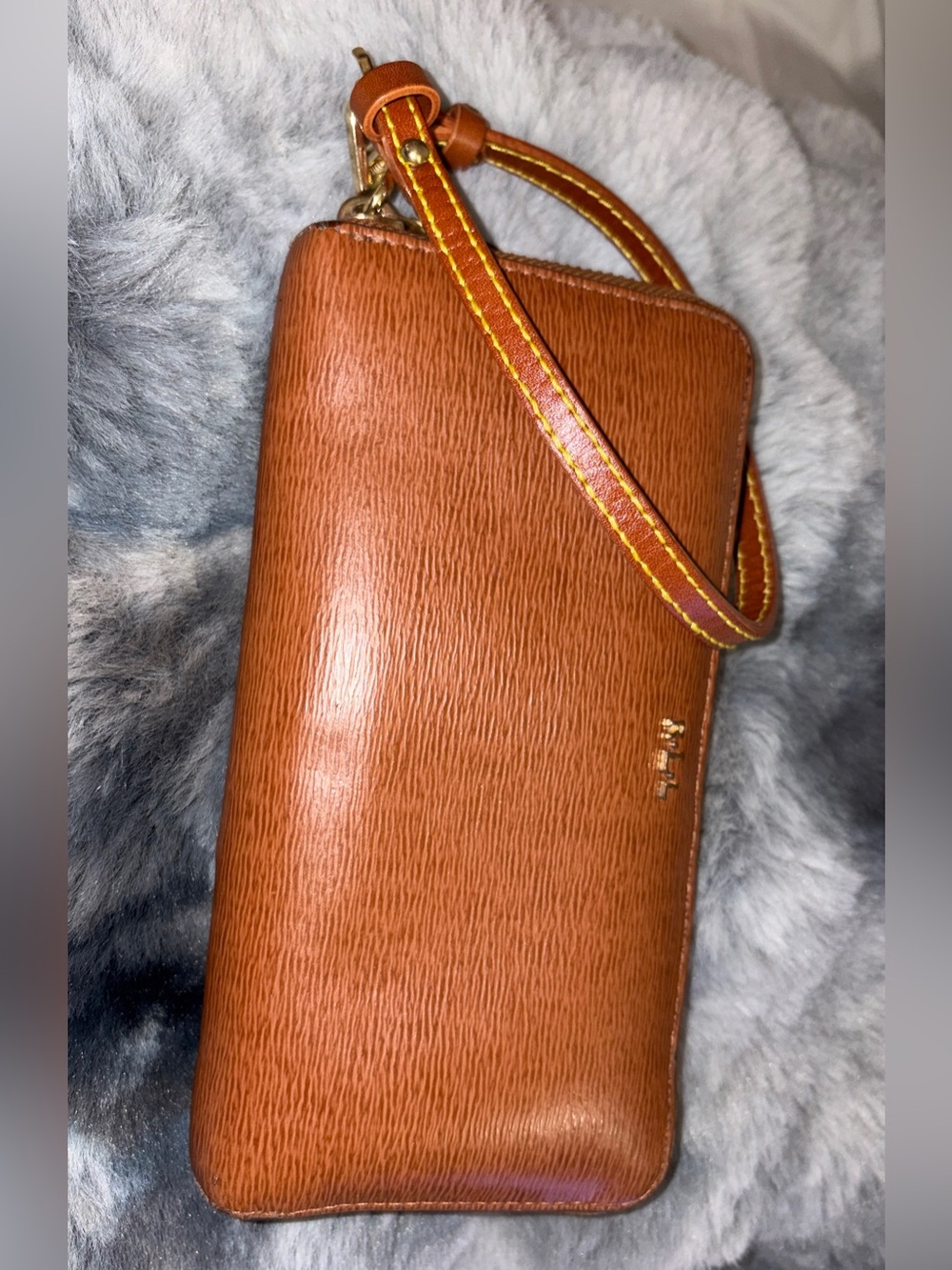 Ralph Lauren Tan Brown Leather Wristlet WalletThe zipper little rusty never use - Picture 2 of 4